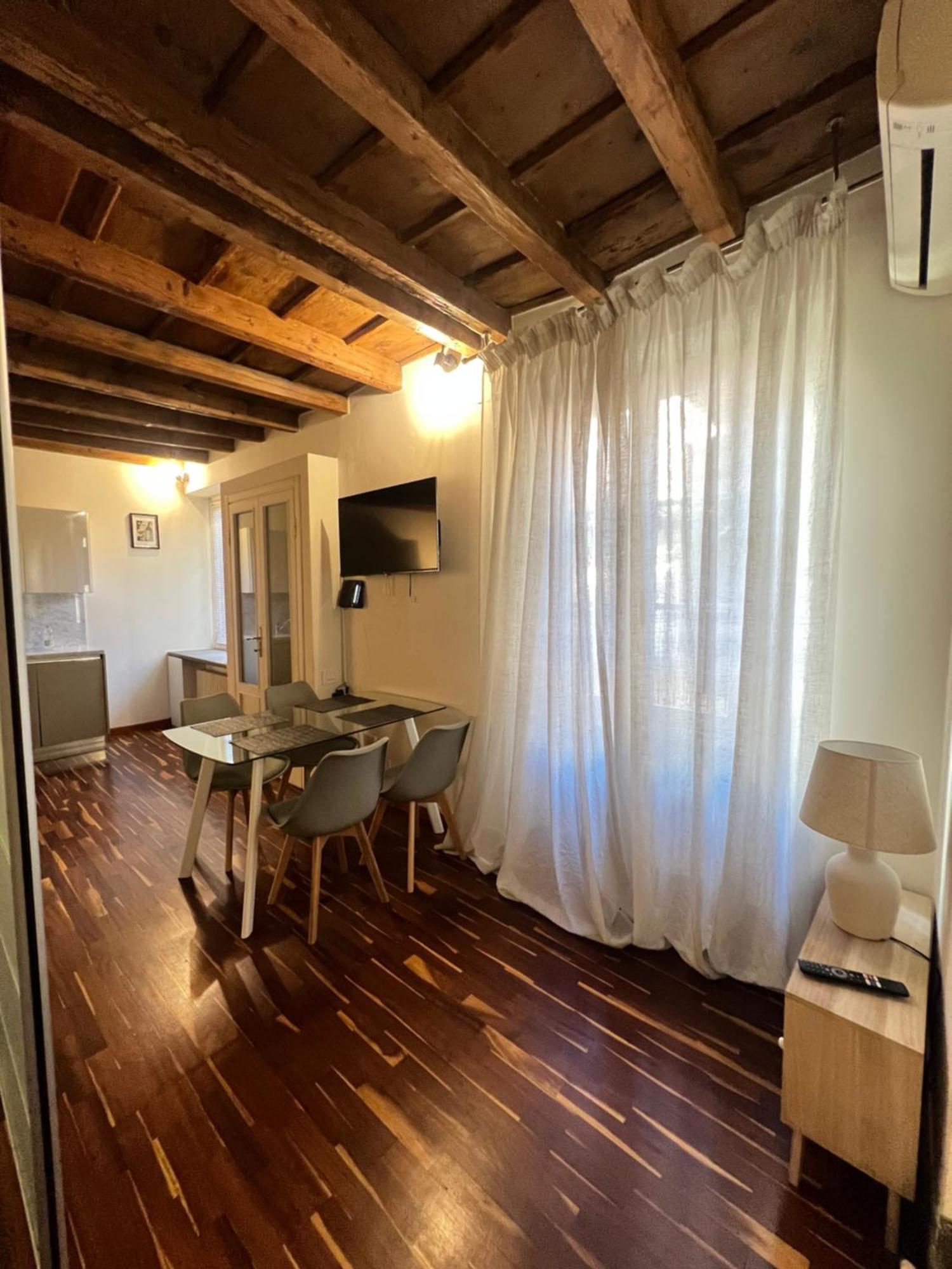 Antica Corte Navigli-Darsena Milán Pokoj fotografie